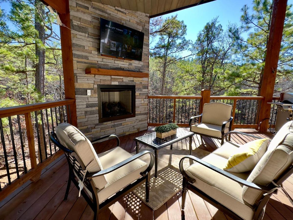 New Luxury Cabin, Hot Tub, Forest Views,Hotel Style Amenities Broken Bow Dış mekan fotoğraf