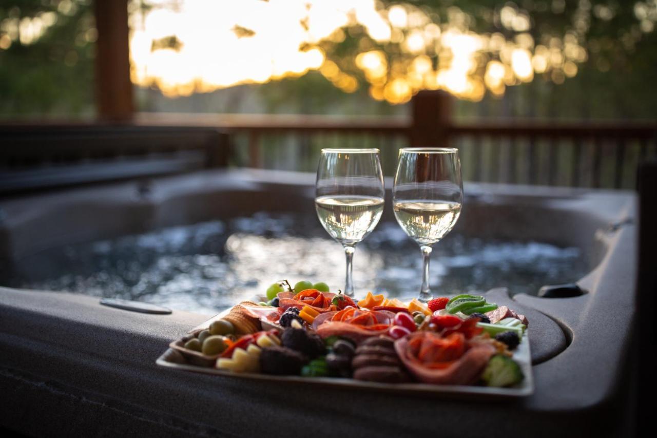 New Luxury Cabin, Hot Tub, Forest Views,Hotel Style Amenities Broken Bow Dış mekan fotoğraf