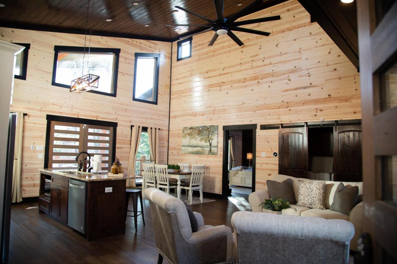 New Luxury Cabin, Hot Tub, Forest Views,Hotel Style Amenities Broken Bow Dış mekan fotoğraf