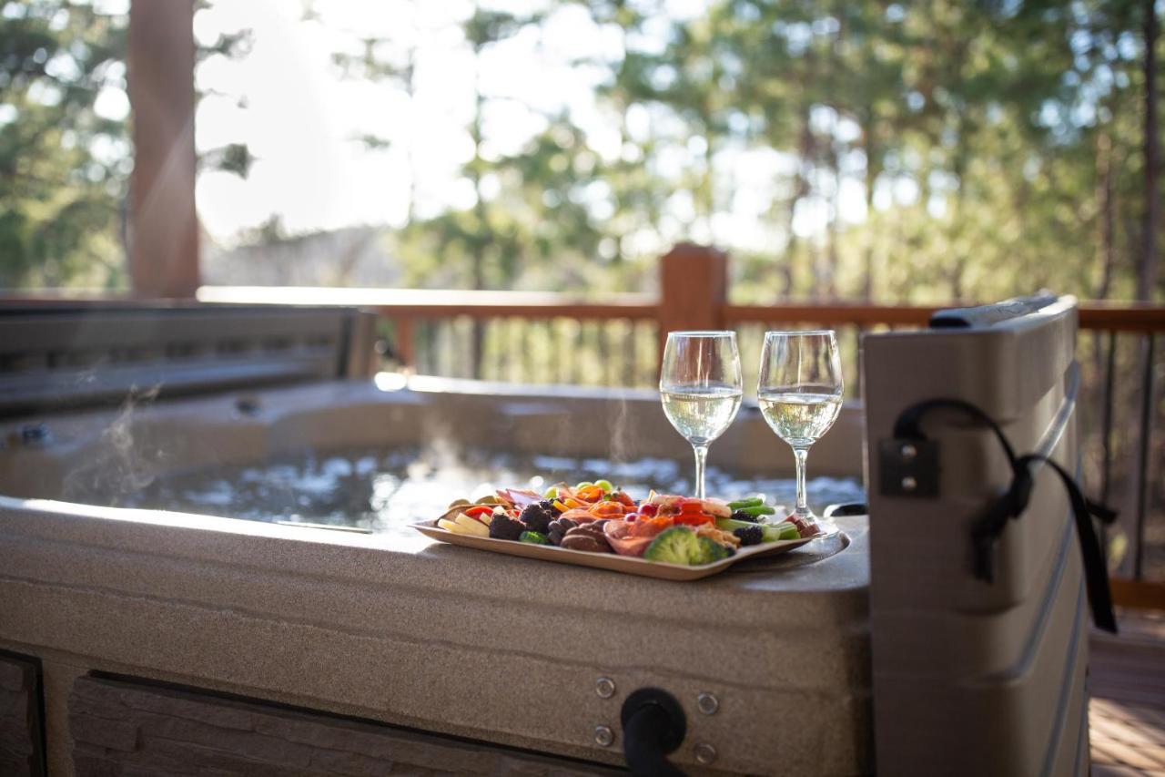 New Luxury Cabin, Hot Tub, Forest Views,Hotel Style Amenities Broken Bow Dış mekan fotoğraf
