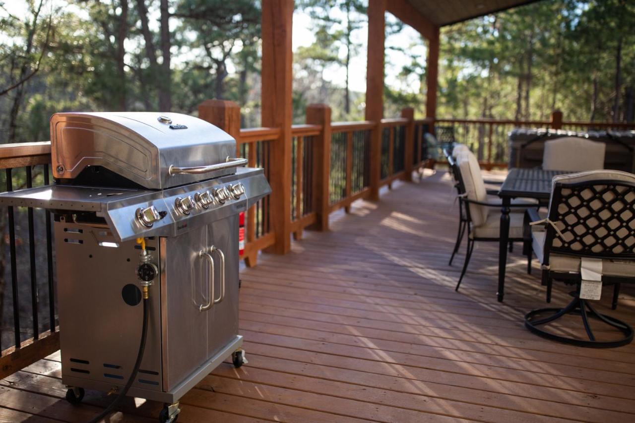 New Luxury Cabin, Hot Tub, Forest Views,Hotel Style Amenities Broken Bow Dış mekan fotoğraf