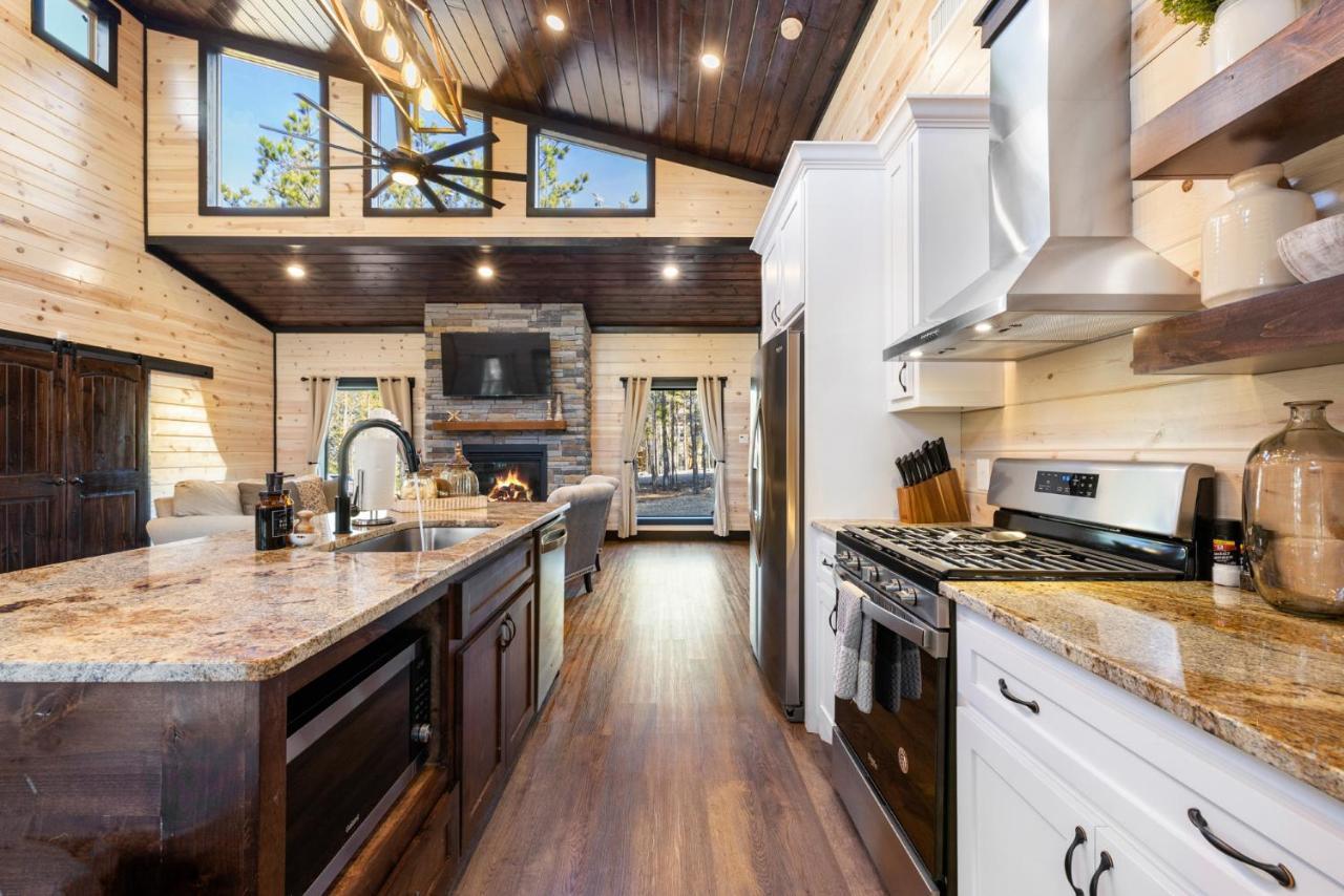 New Luxury Cabin, Hot Tub, Forest Views,Hotel Style Amenities Broken Bow Dış mekan fotoğraf