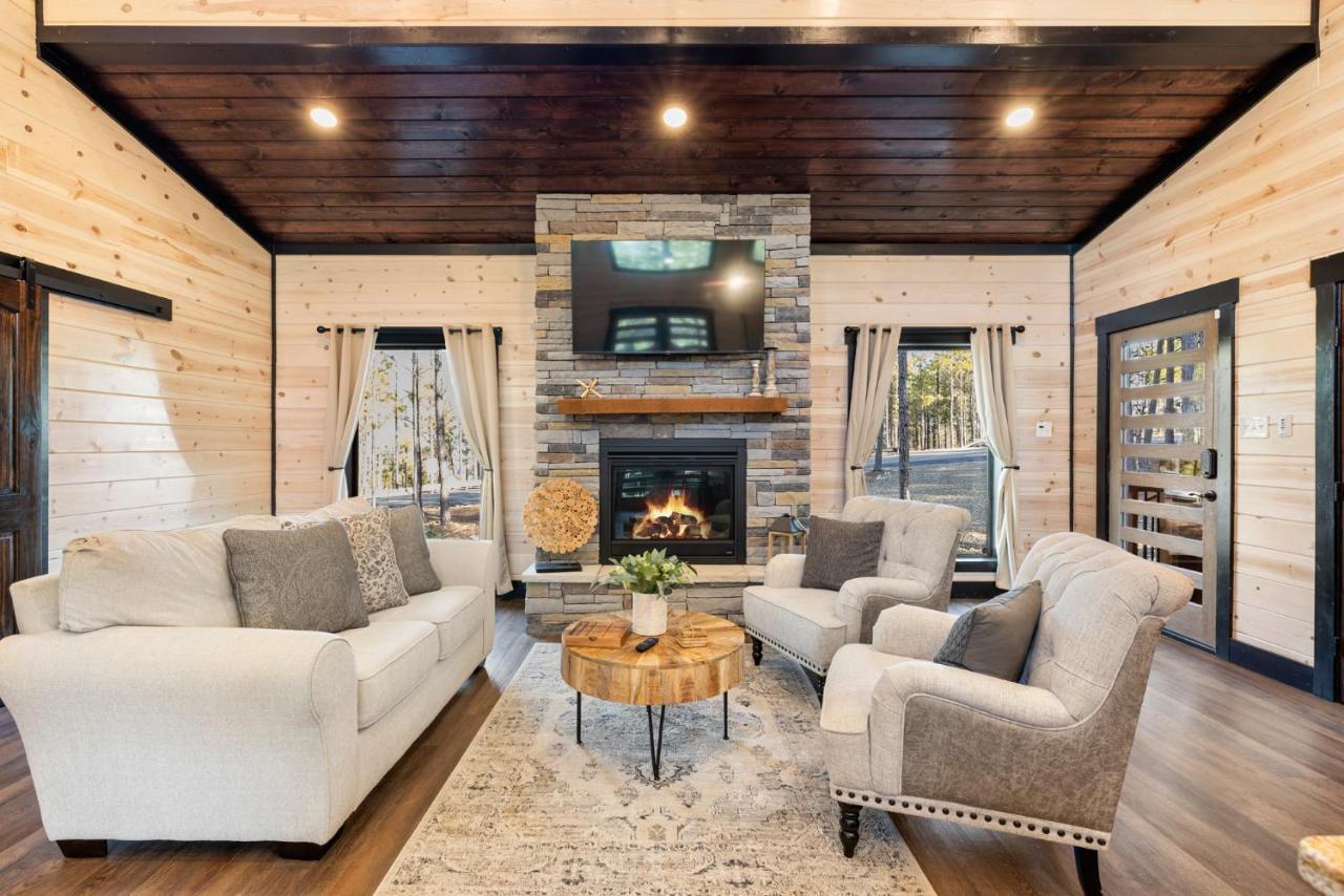 New Luxury Cabin, Hot Tub, Forest Views,Hotel Style Amenities Broken Bow Dış mekan fotoğraf