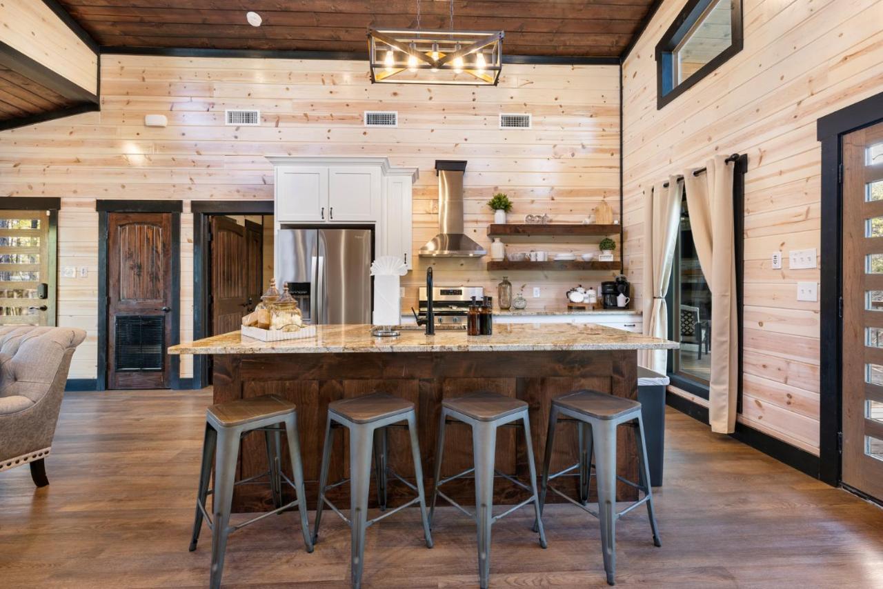 New Luxury Cabin, Hot Tub, Forest Views,Hotel Style Amenities Broken Bow Dış mekan fotoğraf